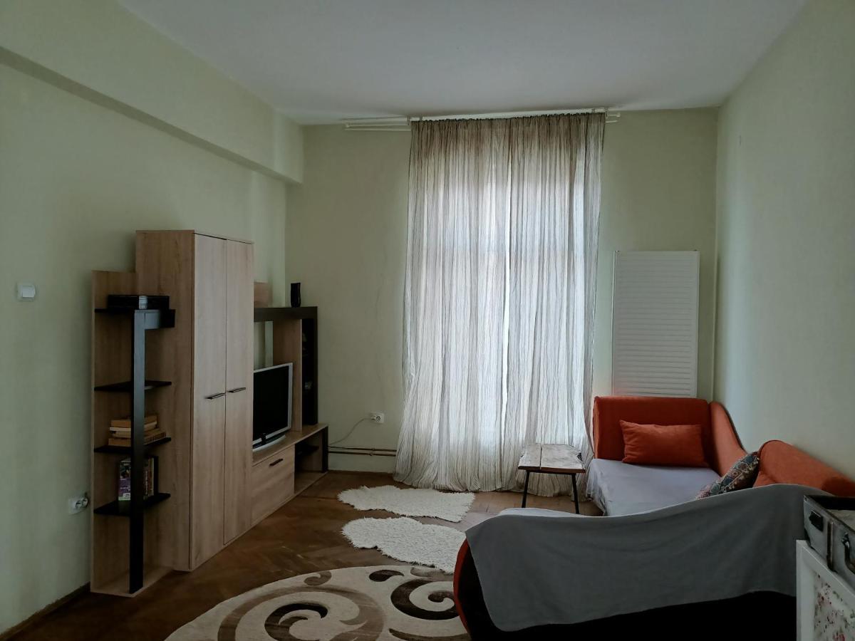 Lovely Apartament In Bucharest, Baba Novac Area Exterior photo